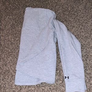 Women’s Under Armour crop crewneck